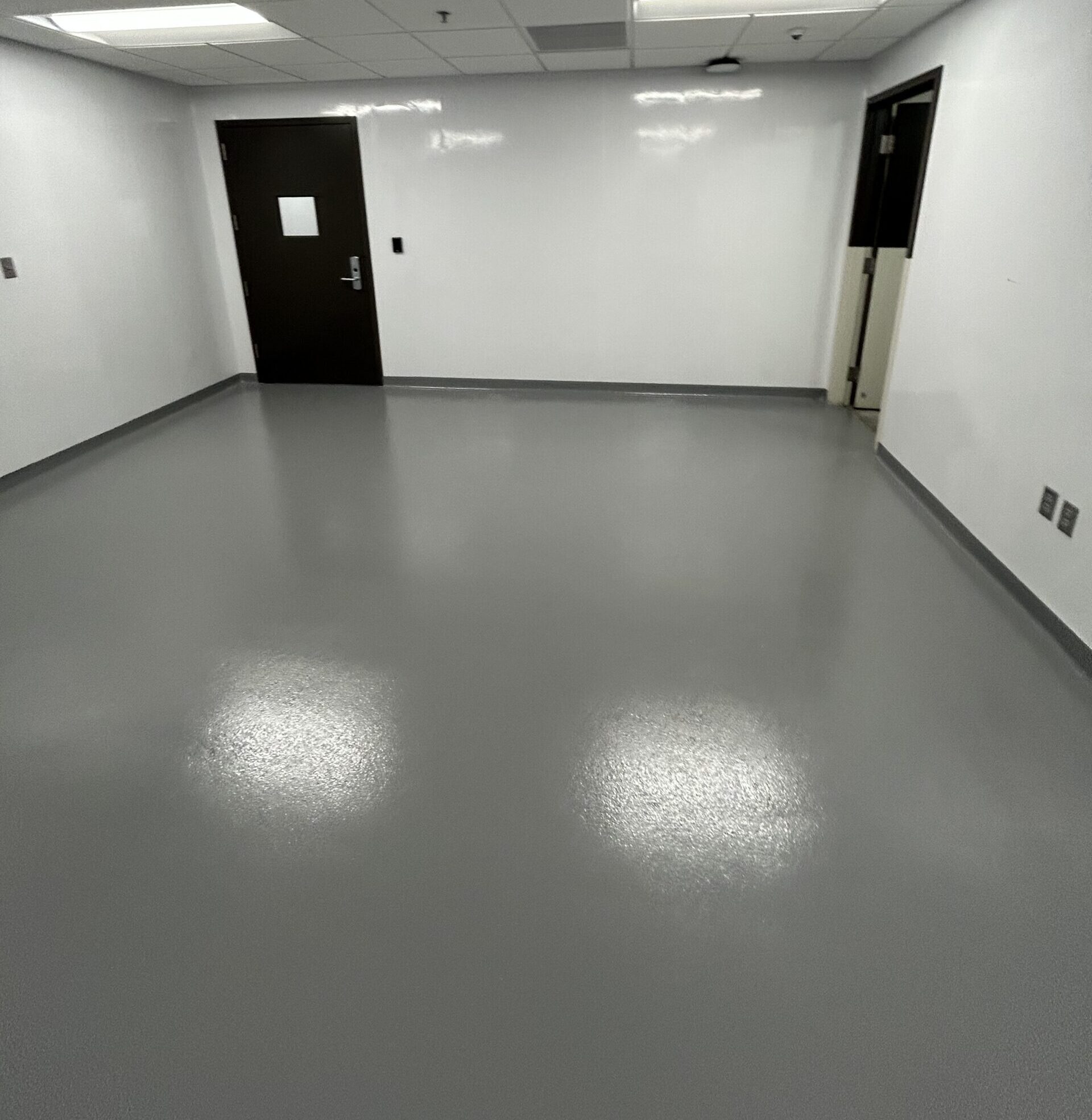 commercial_flooring_near_me-353213